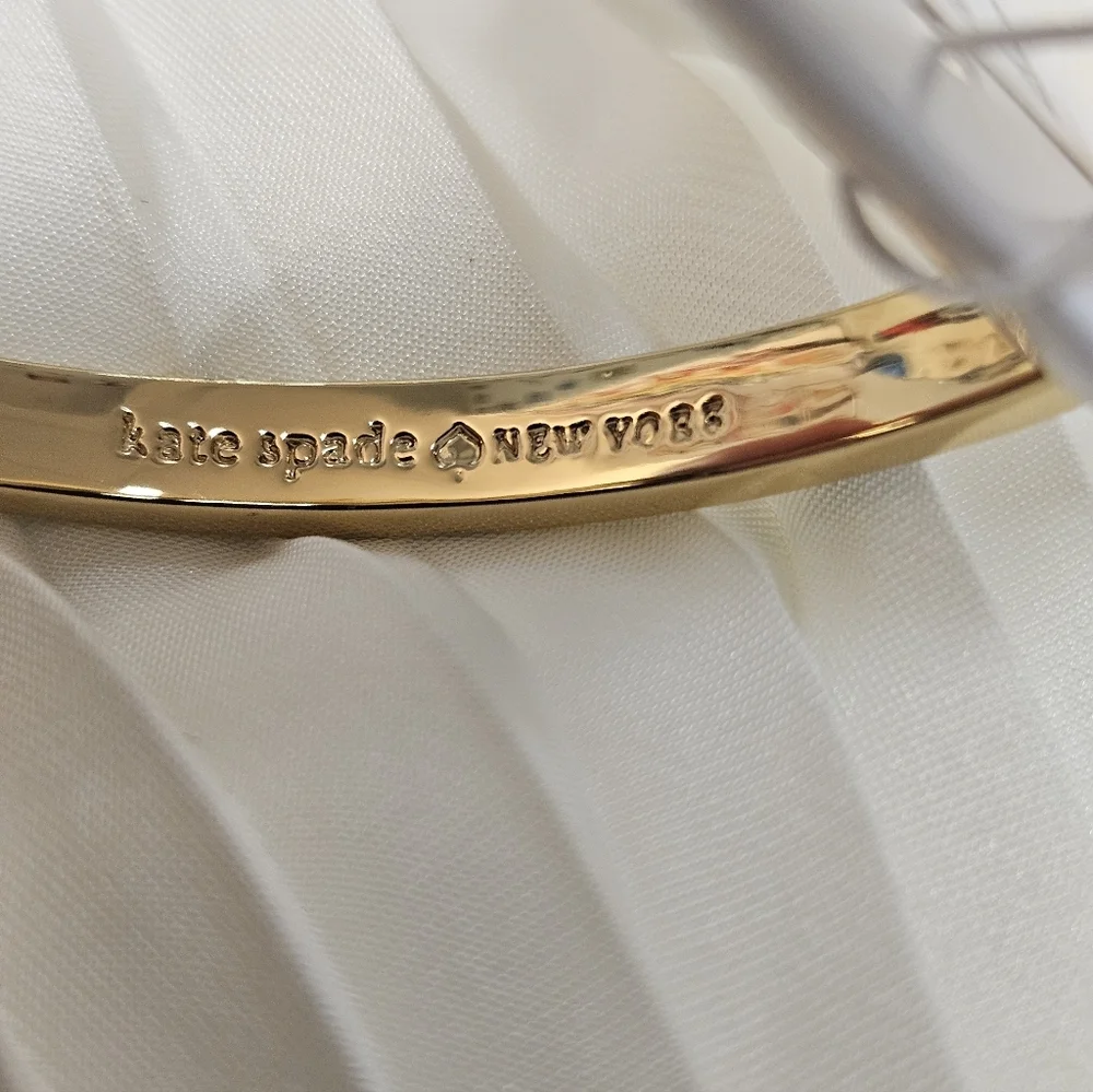 NWT Kate Spade ♠️ Bow Bangle From The 2014 'Take A Bow' Collection - Picture 6 of 9